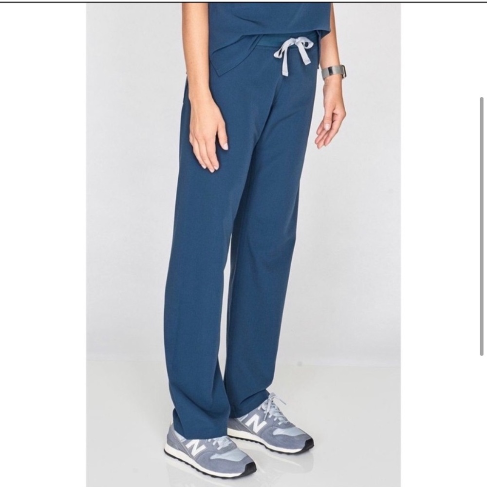 Figs Dark Harbor blue scrub pants Medium